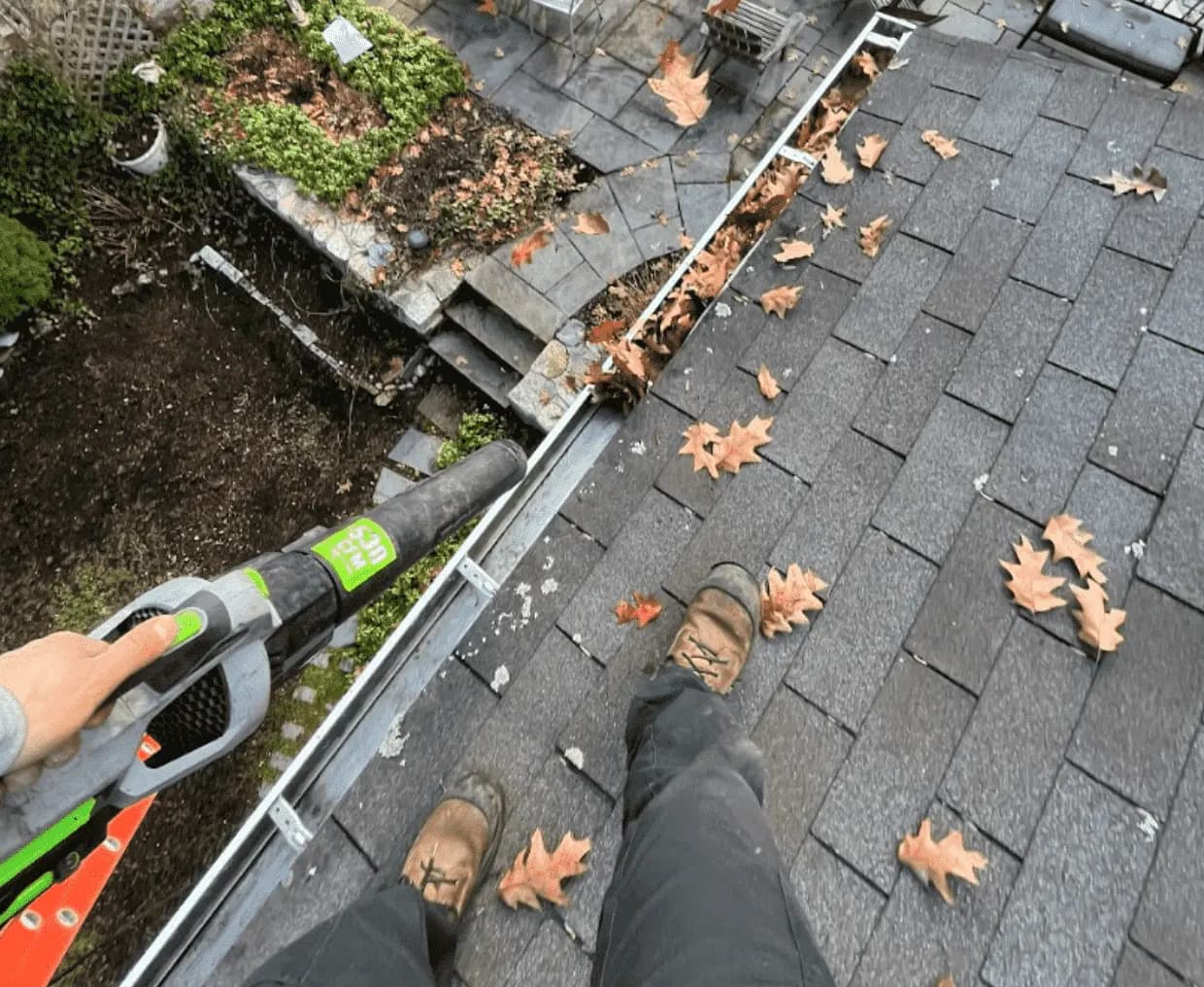 Gutter Cleaning service in Parma Heights, OH